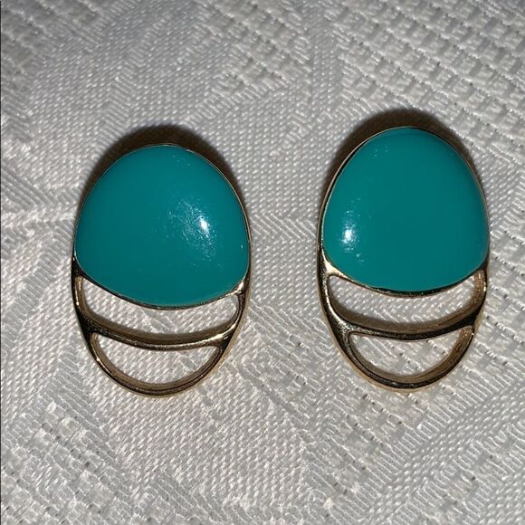 Vintage turquoise enamel & gold post earrings - Picture 1 of 4